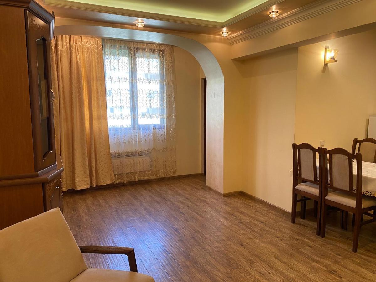 Apartment In Centre Evn Erivan Exterior foto