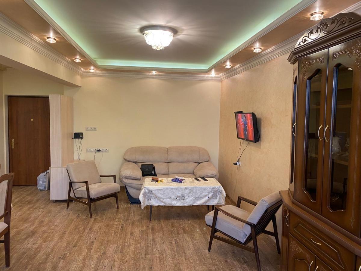 Apartment In Centre Evn Erivan Exterior foto